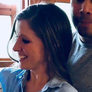 Meet your Posher, Elle Louise